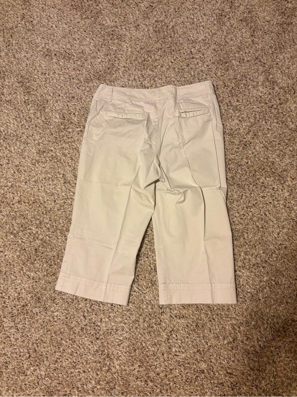dressbarn Cream Cropped Button-Accent Cotton Blend Khaki Capris - Picture 3 of 3